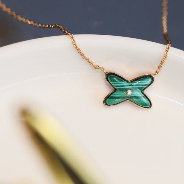 <MAGIC>JEUX MALACHITE 1 DIAMOND PINK GOLD NECKLACE