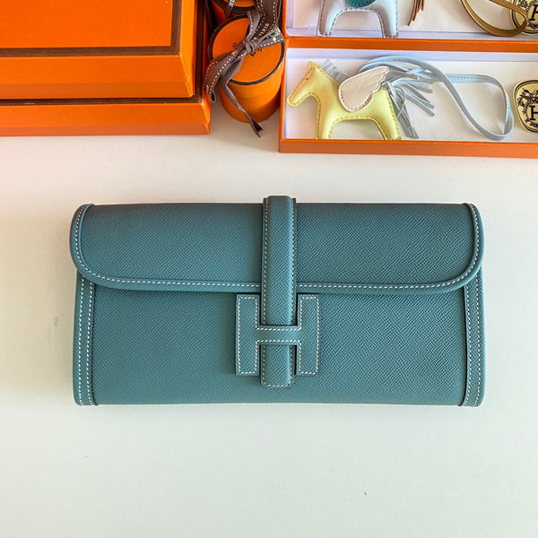 JIGE ELAN 29 CLUTCH IN AEGEAN BLUE CALFSKIN
