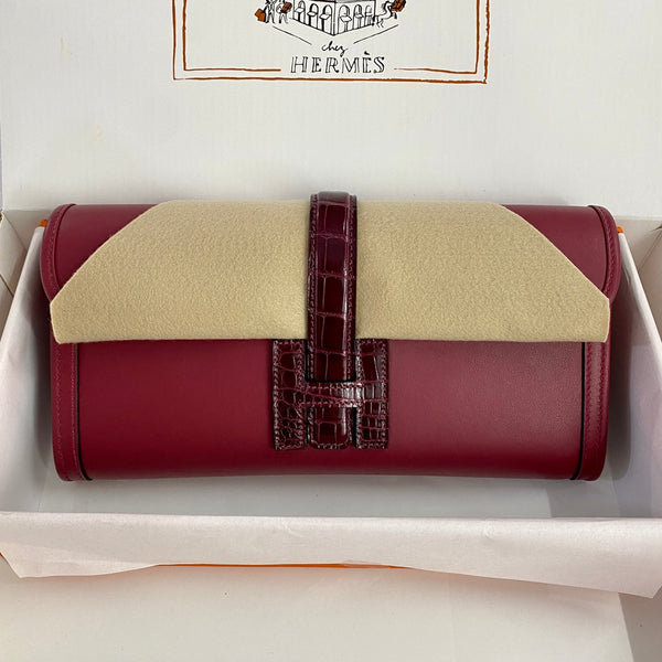 JIGE ELAN 29 CLUTCH IN CHERRY RED CALFSKIN WITH WINE RED LIZARD SKIN (MADE-TO-ODER)