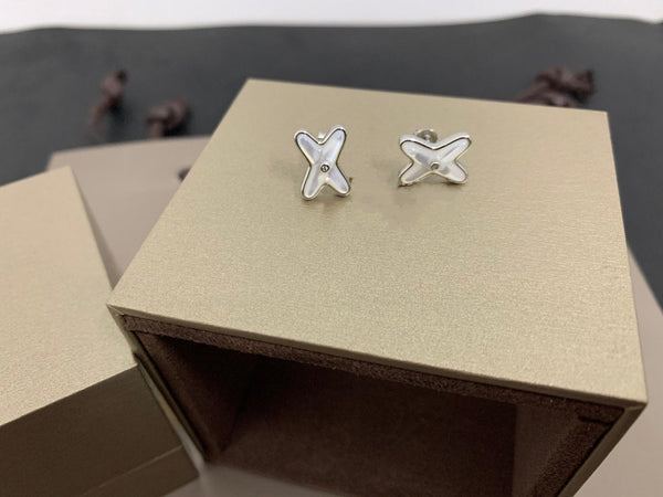 <MAGIC>JEUX DE WHITE MOP SILVER DIAMOND EARRINGS